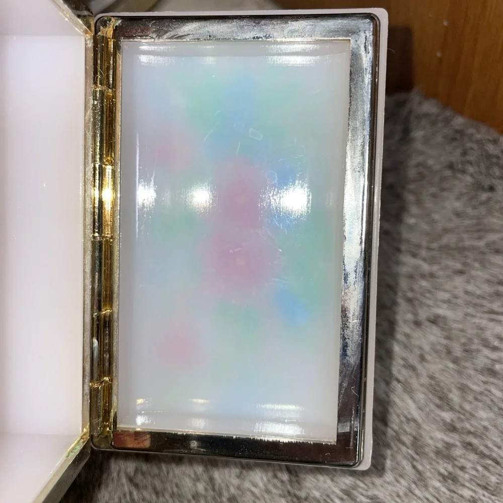 1984 Vintage Pink Lucite Acrylic Cosmetic‎ Trinket Jewelry Box with Flowers